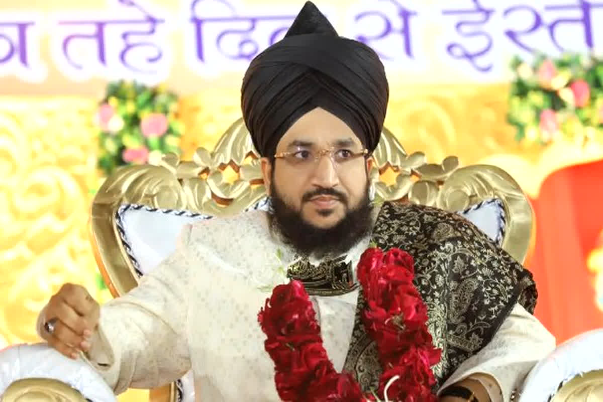 Maulana Mufti Salman Azhari: जूनागढ़ और कच्छ के बाद यहां मुफ्ती सलमान अजहरी के खिलाफ केस दर्ज, गिरफ्तार की मांग