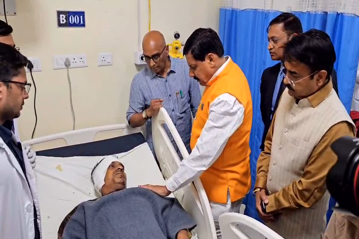 Harda Pataka Factory News: ‘किसी भी व्यक्ति को नहीं छोड़ा जाएगा…’ हरदा हादसे में घायलों से मुलाकात के दौरान सीएम मोहन यादव ने कही ये बातें