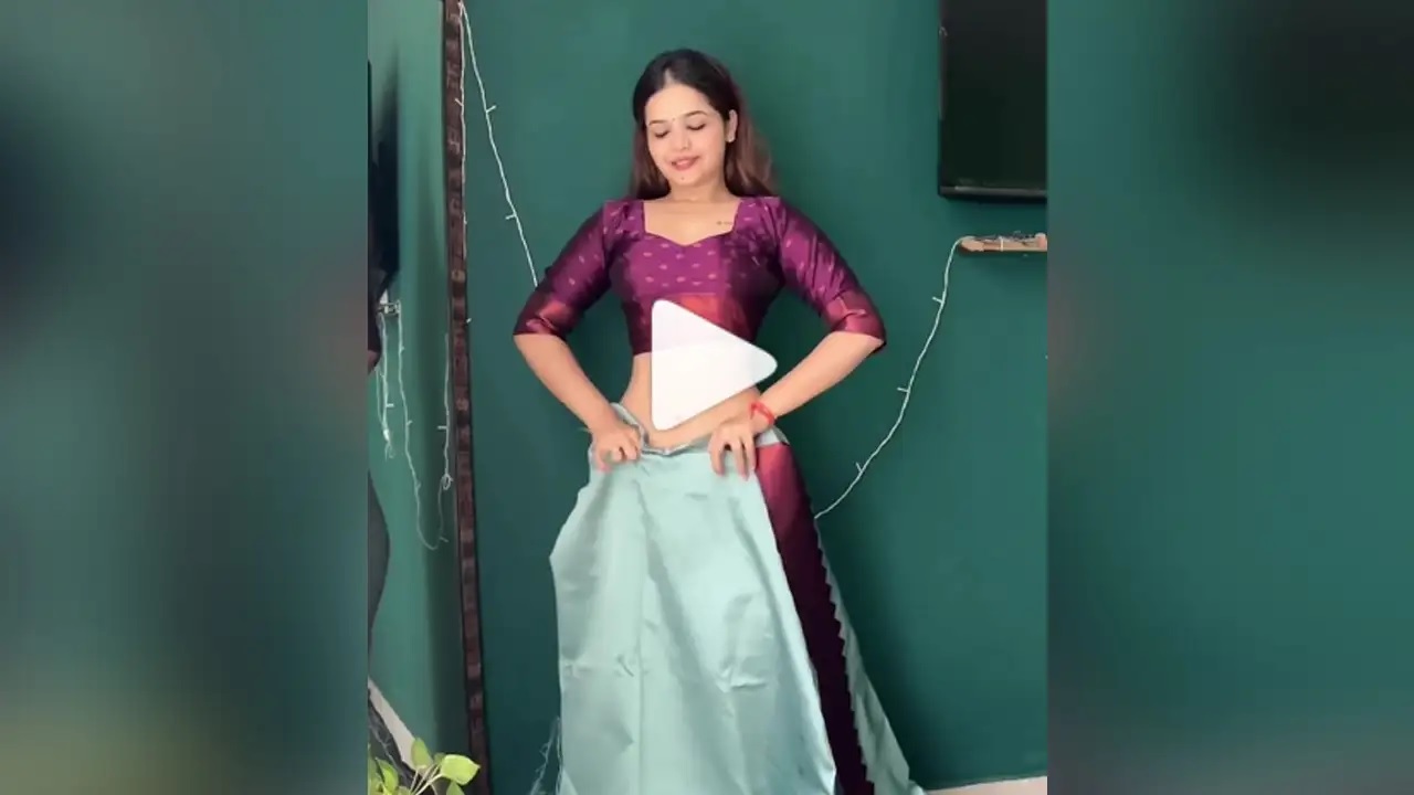 Desi Bhabhi Sexy Video: सोशल मीडिया पर देसी भाभी ने ढाया कहर, मनमोहक डांस से हर कोई हो रहे दीवाने