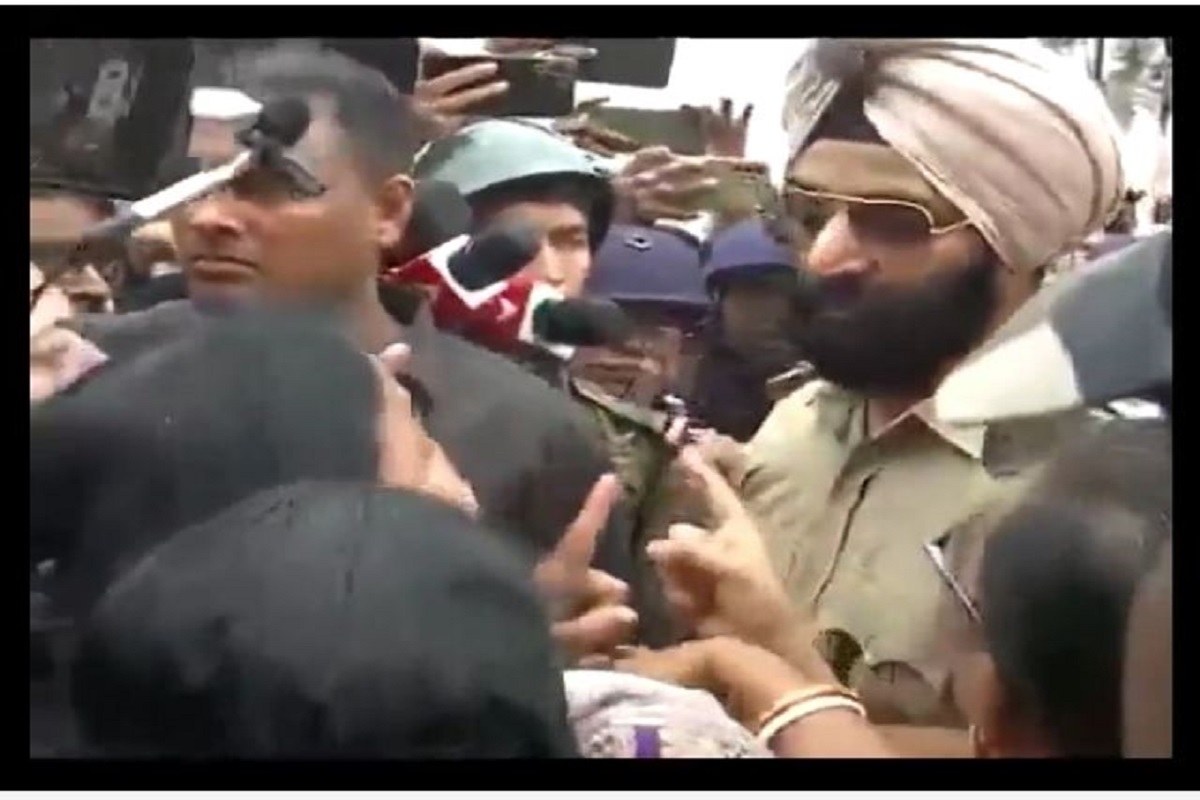 सिख IPS अधिकारी को ‘खालिस्तानी’ कहने पर मचा बवाल, आप नेता ने कहा माफी मांगे भाजपा