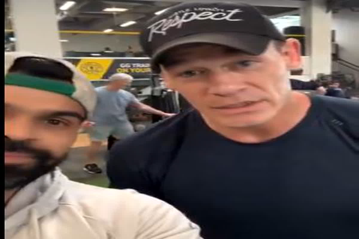 John Cena Video : शाहरुख खान के फैन निकले WWE सुपरस्टार जॉन सीना, ‘भोली सी सूरत’ गाना गाकर जीता लोगों का दिल