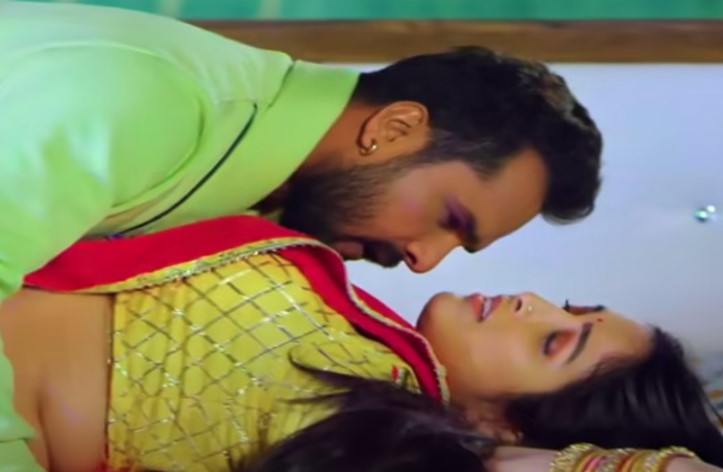 bhojpuri romance video viral song