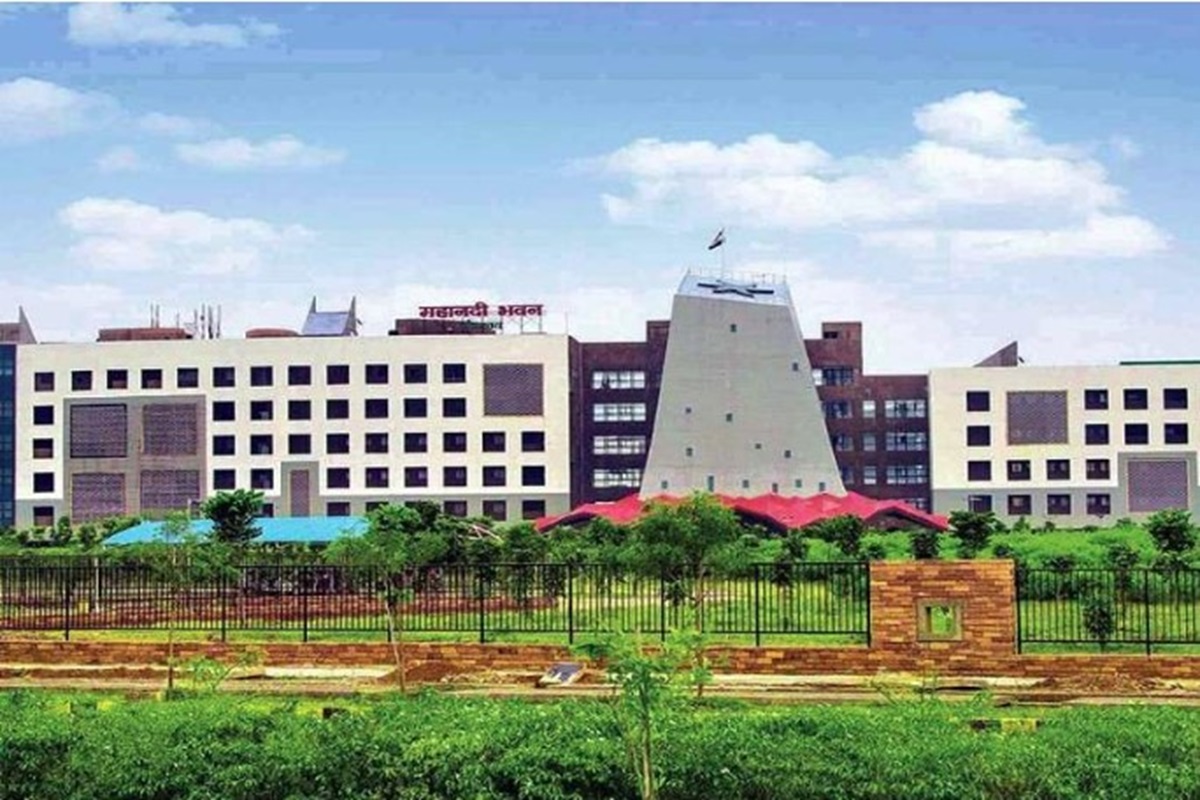 CG News: बृजमोहन अग्रवाल को बस्तर तो ओपी चौधरी को सरगुजा का प्रभार, बदले गए इन जिलों के प्रभारी मंत्री, देखिए पूरी सूची