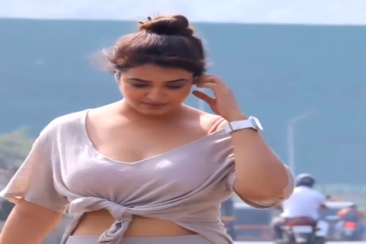 Marathi Model Sexy Video : मराठी मॉडल ने कैमरे के सामने दिए सेक्सी पोज, वीडियो देख आप भी हो जाएंगे मदहोश