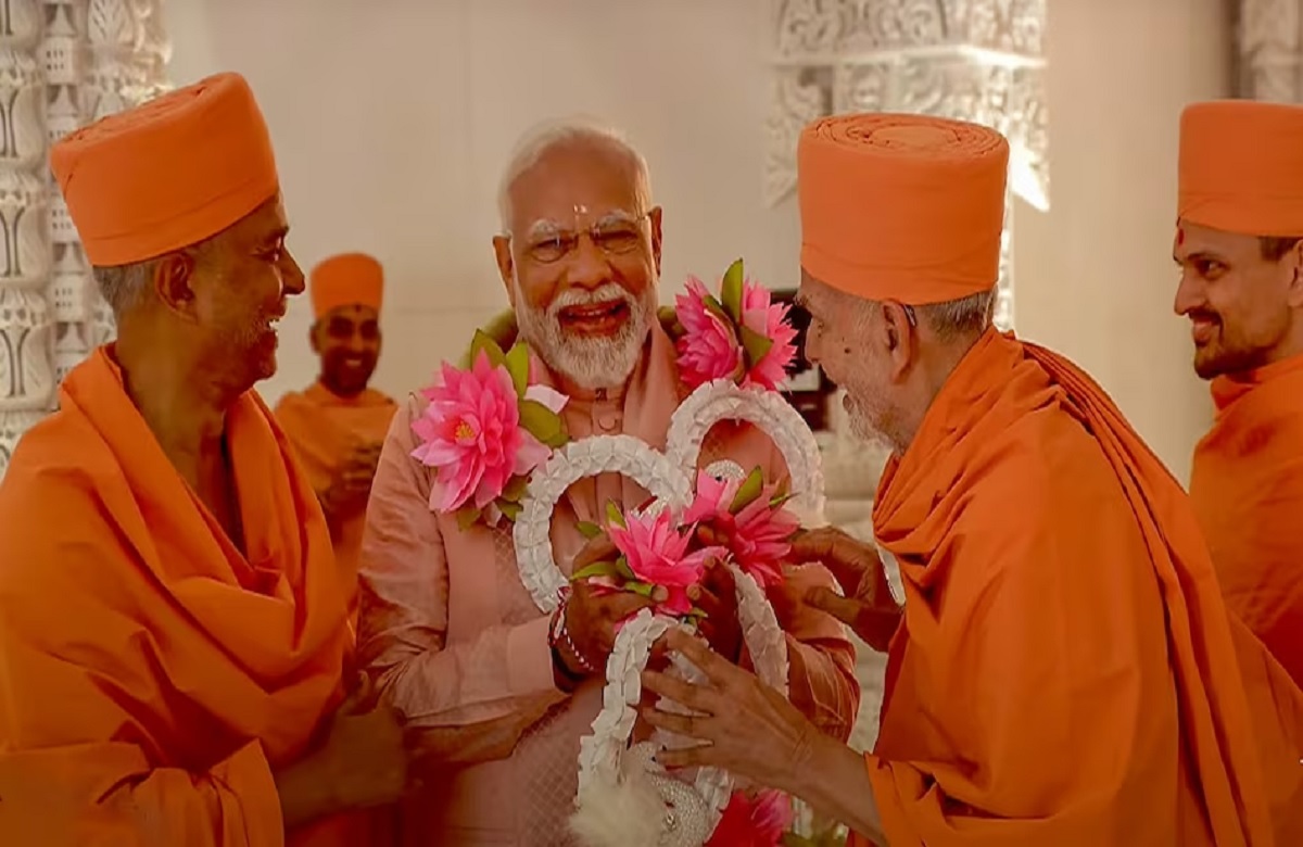 Hindu mandir inauguration UAE: UAE में मंदिर का उद्घाटन के बाद पीएम मोदी ने दी बड़ी खुशखबरी, भारतीयों को इस चीज के लिए मिली जमीन