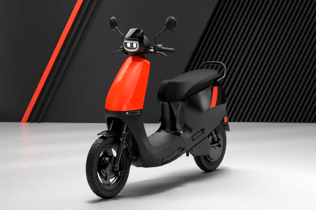 Ola S1X Electric Scooter: ओला ने लॉन्च किया जबरदस्त बैटरी पैक वाला इलेक्ट्रिक स्कूटर, कीमत और फीचर्स जानकर उड़ जाएंगे होश
