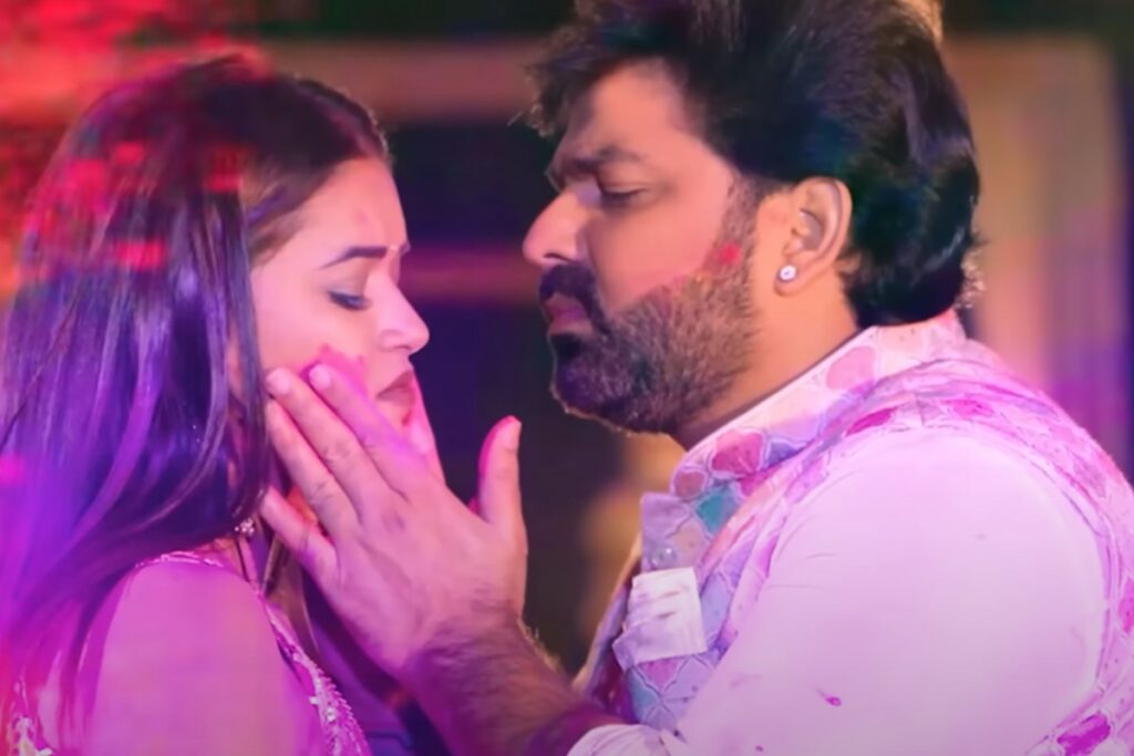 Power Star Pawan Singh's romantic video