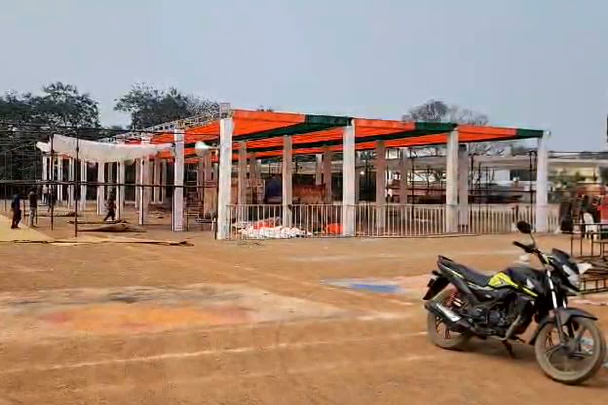 CM Vishnudeo Sai Raigarh Visit: एक दिवसीय दौरे पर कल रायगढ़ जाएंगे सीएम साय, कर्नल विप्लव त्रिपाठी की प्रतिमा का करेंगे अनावरण