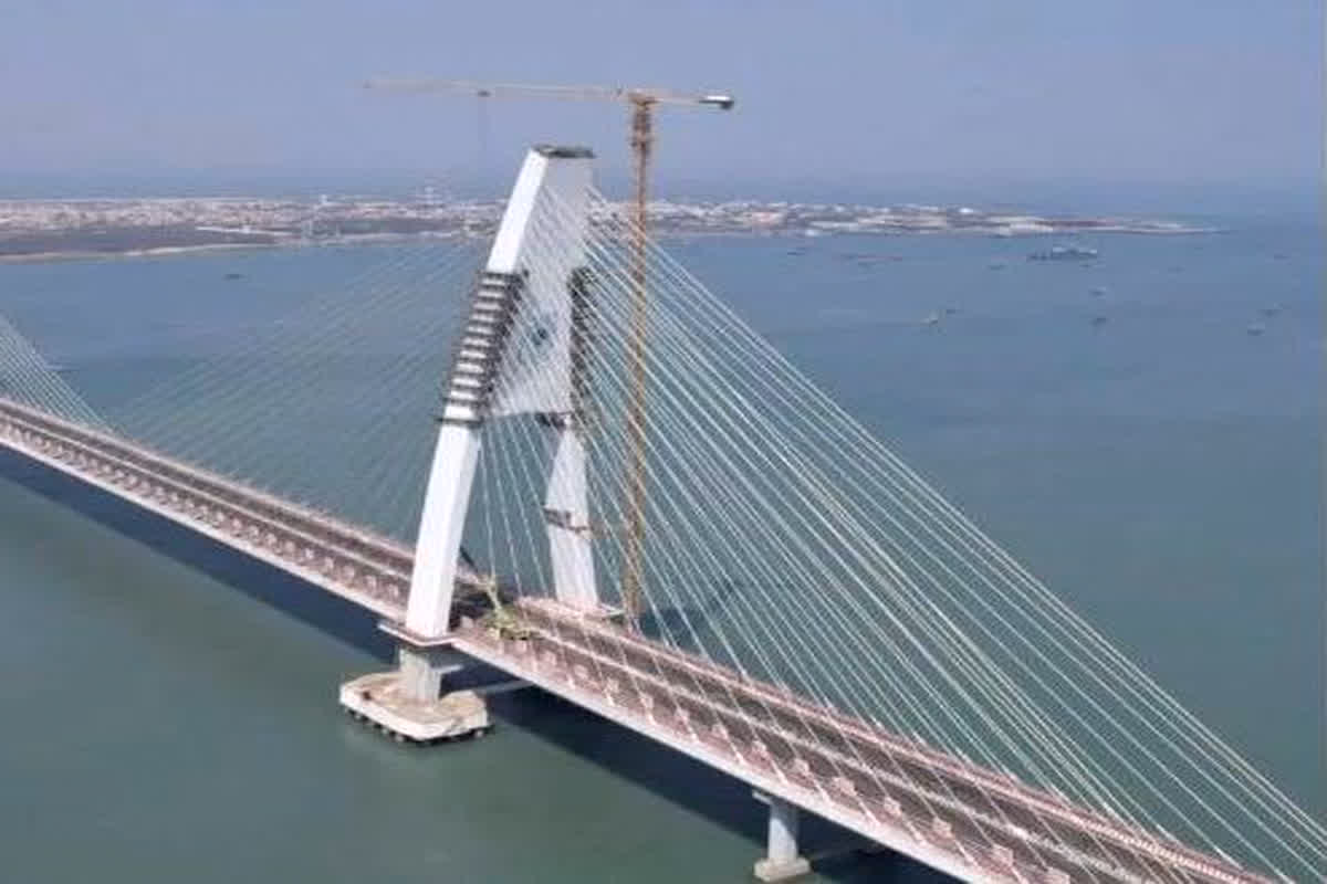 PM Modi Inaugurates ‘Sudarshan Setu’ : पीएम मोदी ने जनता को दी बड़ी सौगात, किया ‘सुदर्शन सेतु’ का उद्घाटन
