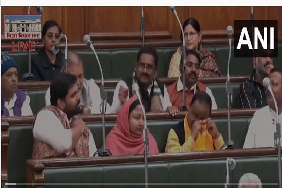 Bihar Floor Test update: बिहार विधानसभा में फ्लोर टेस्ट! नीतीश के पाले में राजद के तीन विधायक, स्पीकर के खिलाफ अविश्वास प्रस्ताव पास