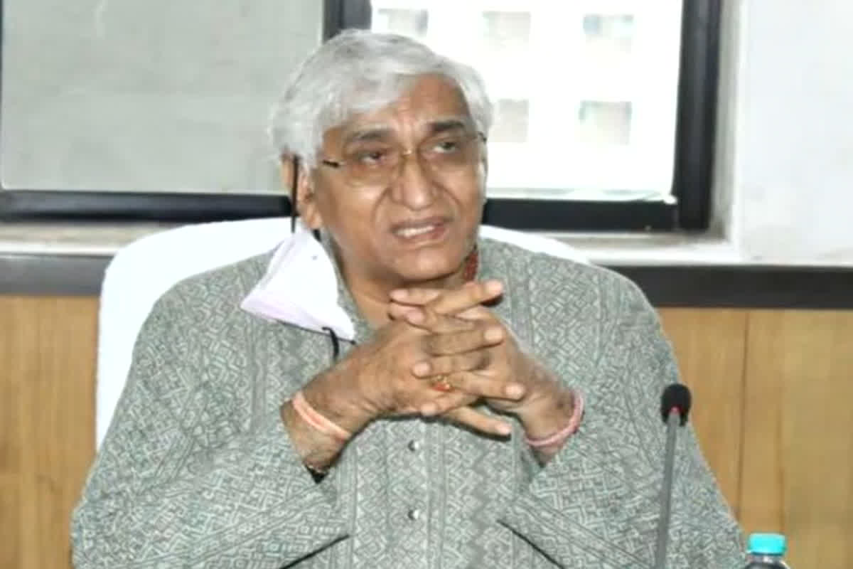 Ambikapur News: छात्रा के सुसाइड के मामले पर टीएस​ सिंह देव का बड़ा बयान, जानिए पोस्ट शेयर कर क्या कहा…?