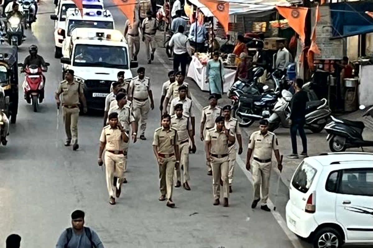 CG Achar Sanhita 2024: 7229 लीटर दारू…52 लाख रुपए के जेवरात…छत्तीसगढ़ में आचार संहिता के दौरान करोड़ों का सामान जब्त