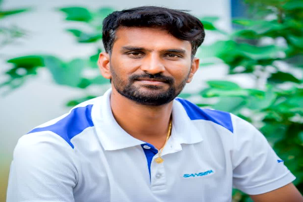 Lake Man Anand Malligavad: कौन हैं बेंगलुरु के लेक मैन आनंद मल्लिगावद? ऐसी टेक्निक से भूजल स्तर को 0 से 8 फीट पहुंचाया