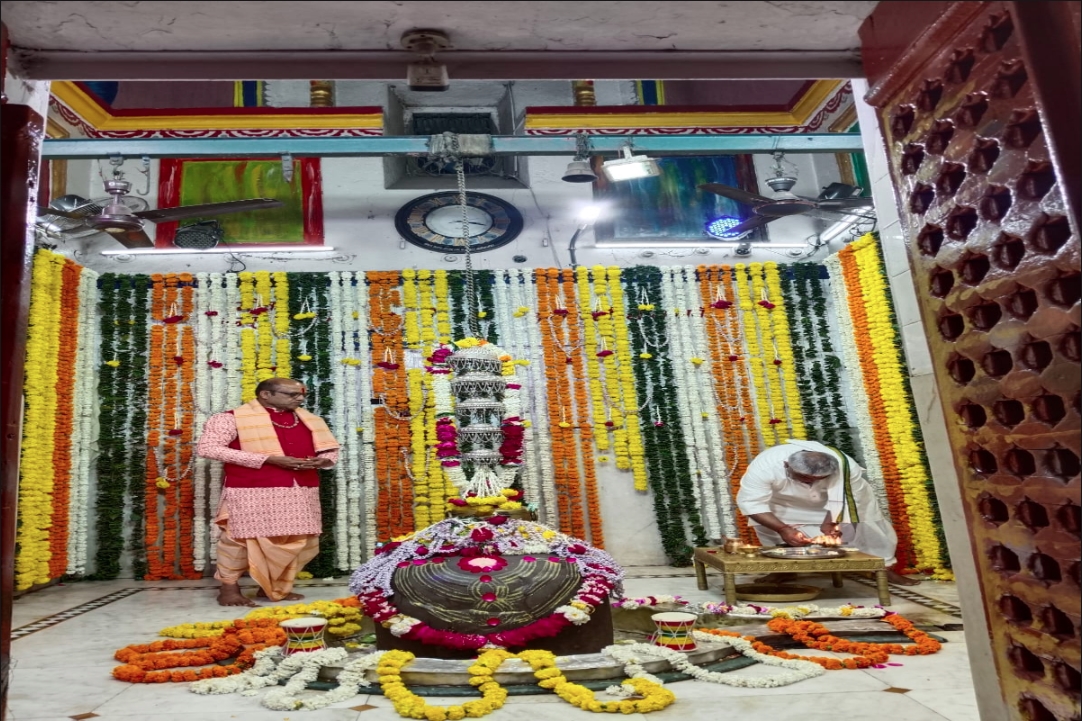 Bandakpur Jageshwar Nath Temple : 13वें ज्योतिर्लिंग के रूप में यहां विराजमान हैं भगवान जागेश्वर नाथ, आज भक्तों का लगा जमावड़ा, भीड़ इतनी की खुद SP को संभालना पड़ा सुरक्षा का मोर्चा