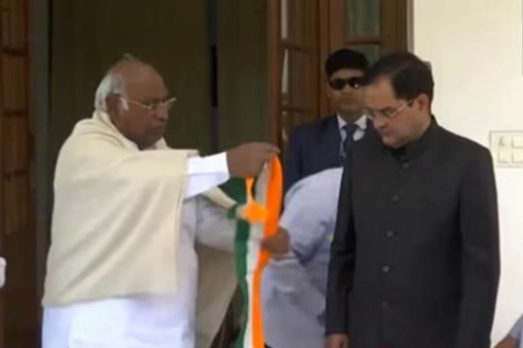 MP Brijendra Singh in Congress