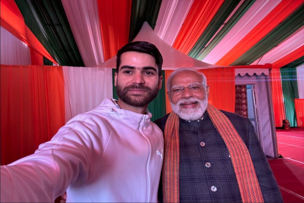 Nazim and PM Modi's selfie goes viral