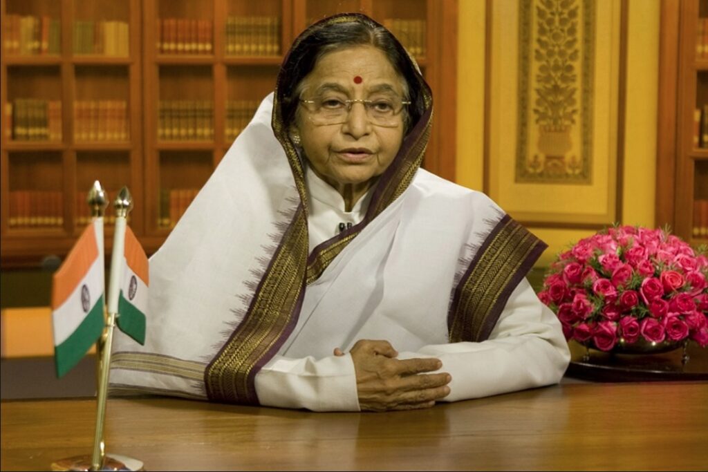 Former President Pratibha Patil admitted to hospital