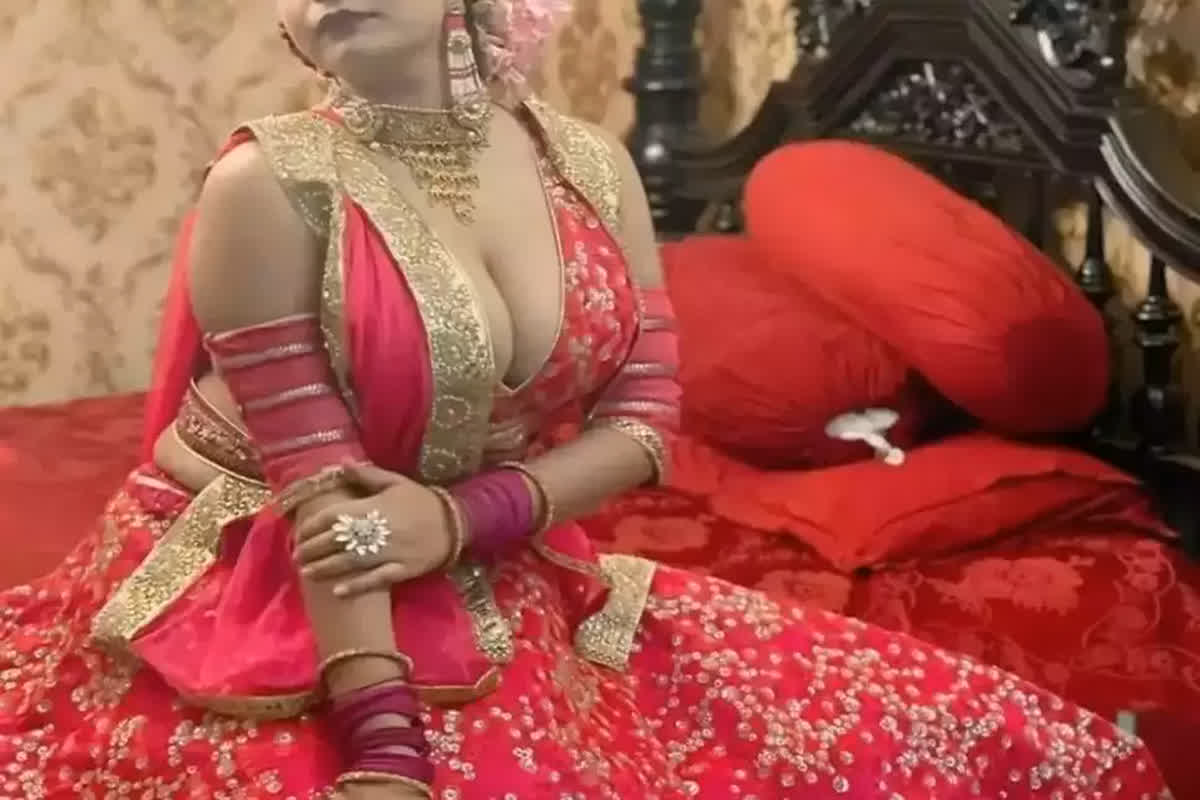 Bride Celebrate Suhagrat with Boyfriend