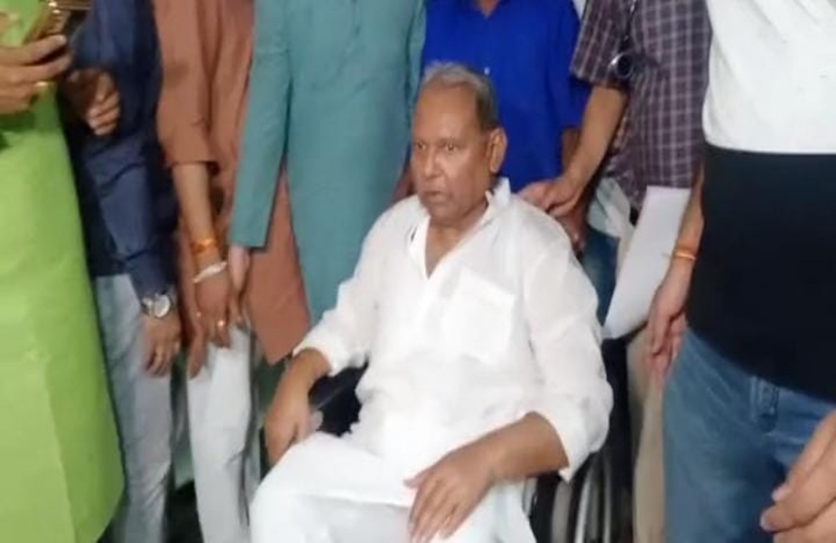 Anup Mishra Health: अटल बिहारी वाजपेयी के भांजे की तबीयत बिगड़ी, आनन फानन में अस्पताल में भर्ती