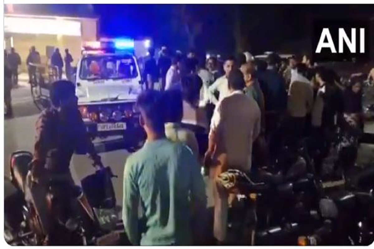 Budaun Double Murder: बदायूं में दो सगे भाइयों की हत्या के बाद मचा बवाल, आरोपी को भी पुलिस ने मार गिराया