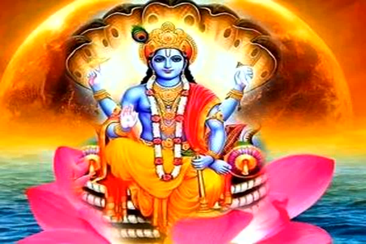 Guruwar Ke Upay: गुरूवार के दिन जरूर करें भगवान विष्णु से जुड़े ये उपाय, पूरी होगी हर मनोकामना