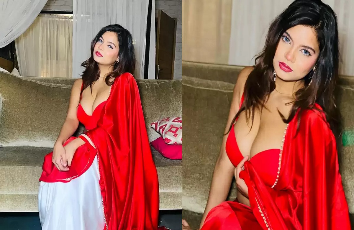 Desi Sexy Video: रेड साड़ी में हॉट मॉडल ने दिखाया सेक्सी फिगर, वीडियो सोशल मीडिया पर मचा रहा है बवाल