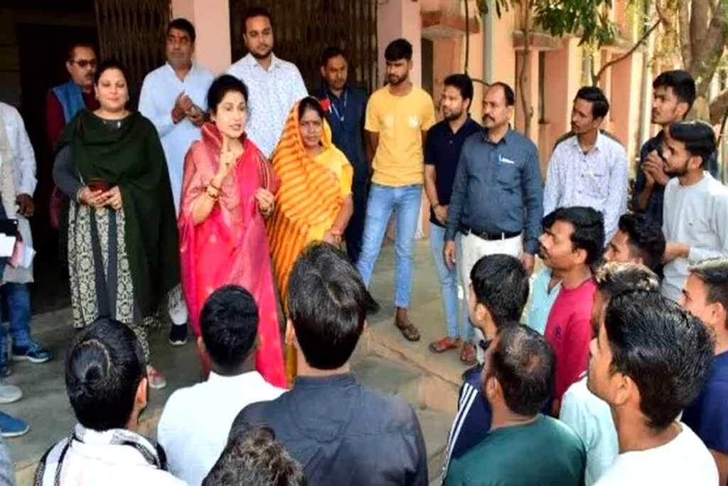 Backward class hostel students will get facilities