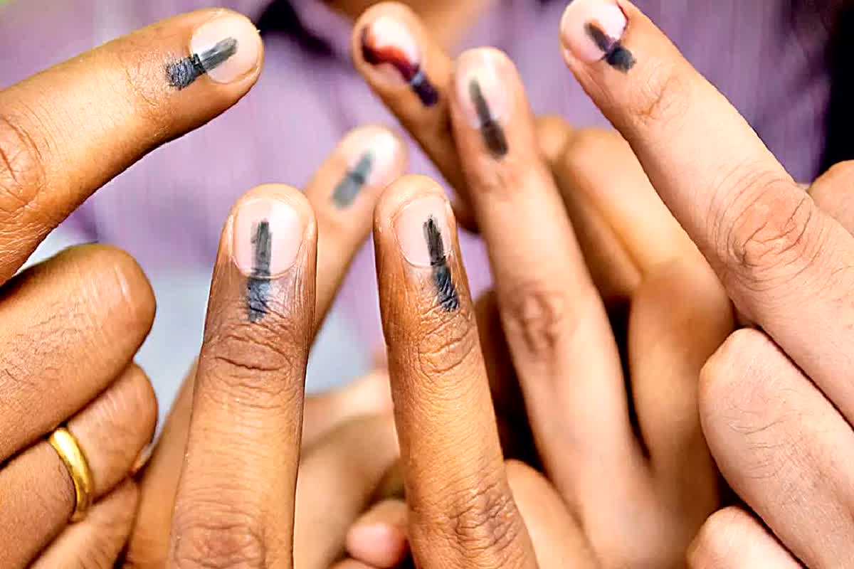 Karnataka Lok Sabha Election Date : लोकसभा चुनाव के लिए कर्नाटक में इस दिन डाले जाएंगे वोट, यहां देखें सीटवार मतदान तिथि
