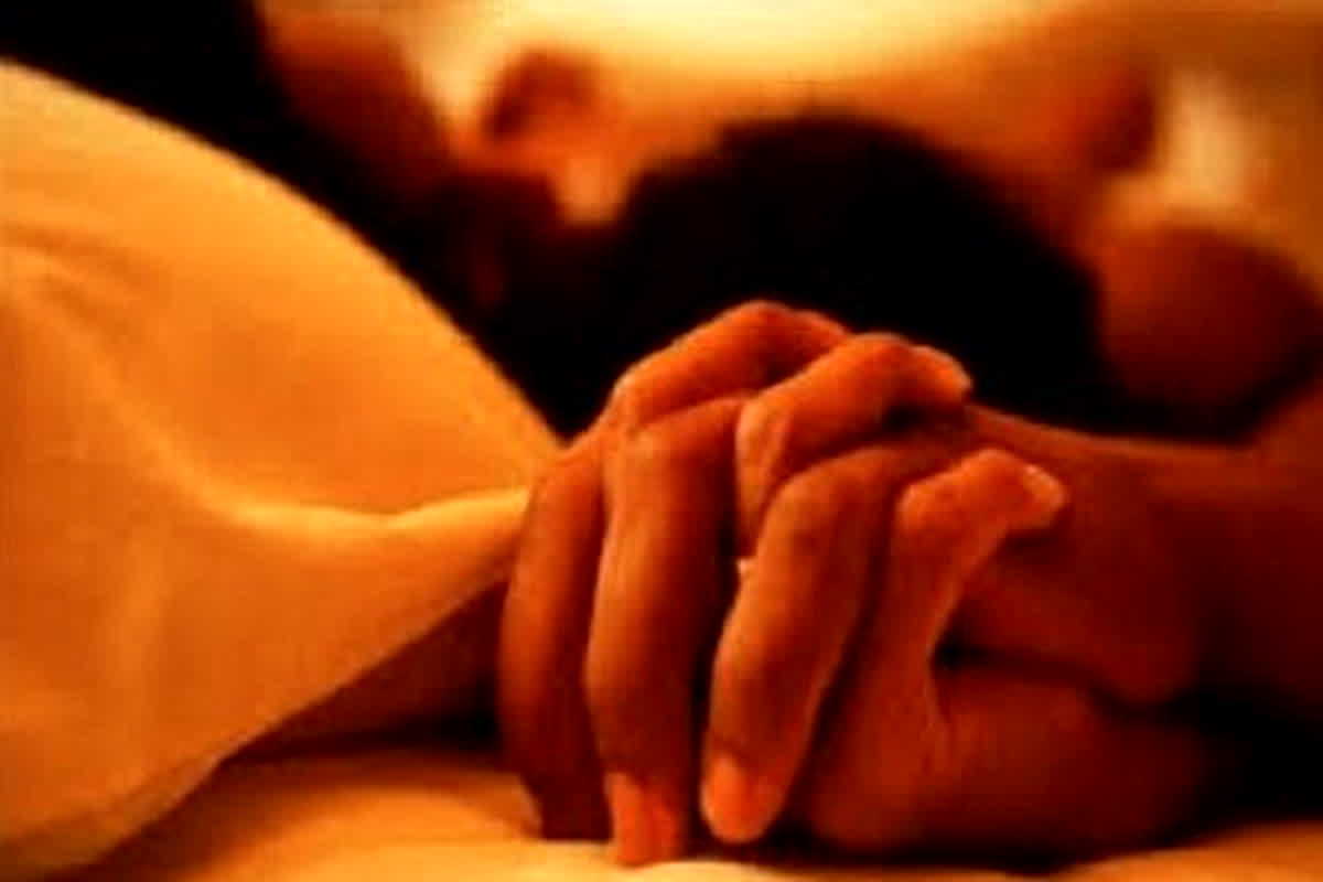 Minor Girl Pregnant: नाबालिग से जीजा ने दुष्कर्म कर किया गर्भवती, गर्भपात करवाने पर बिगड़ी हालत…