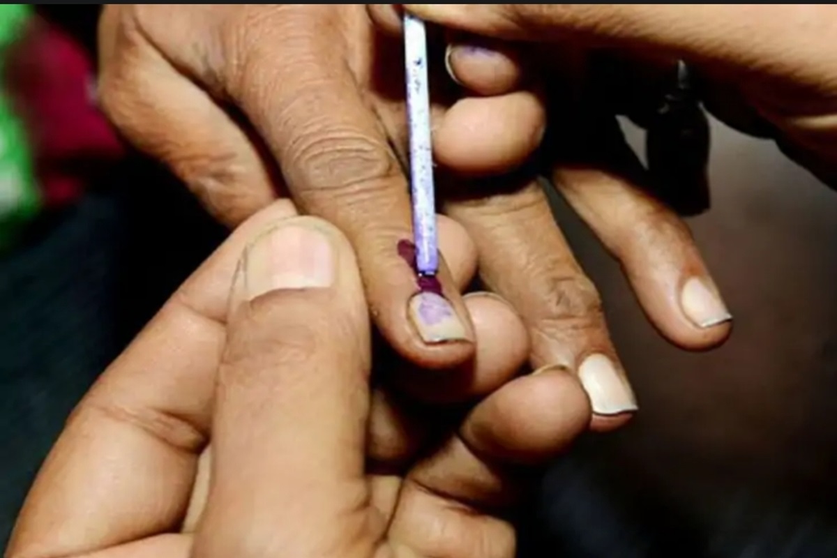 CG Lok Sabha Chunav 2024: छत्तीसगढ़ में थमा दूसरे चरण का प्रचार, 52 लाख से अधिक मतदाता तय करेंगे 41 उम्मीदवार की किमस्त, इन दिग्गजों की प्रतिष्ठा दांव पर