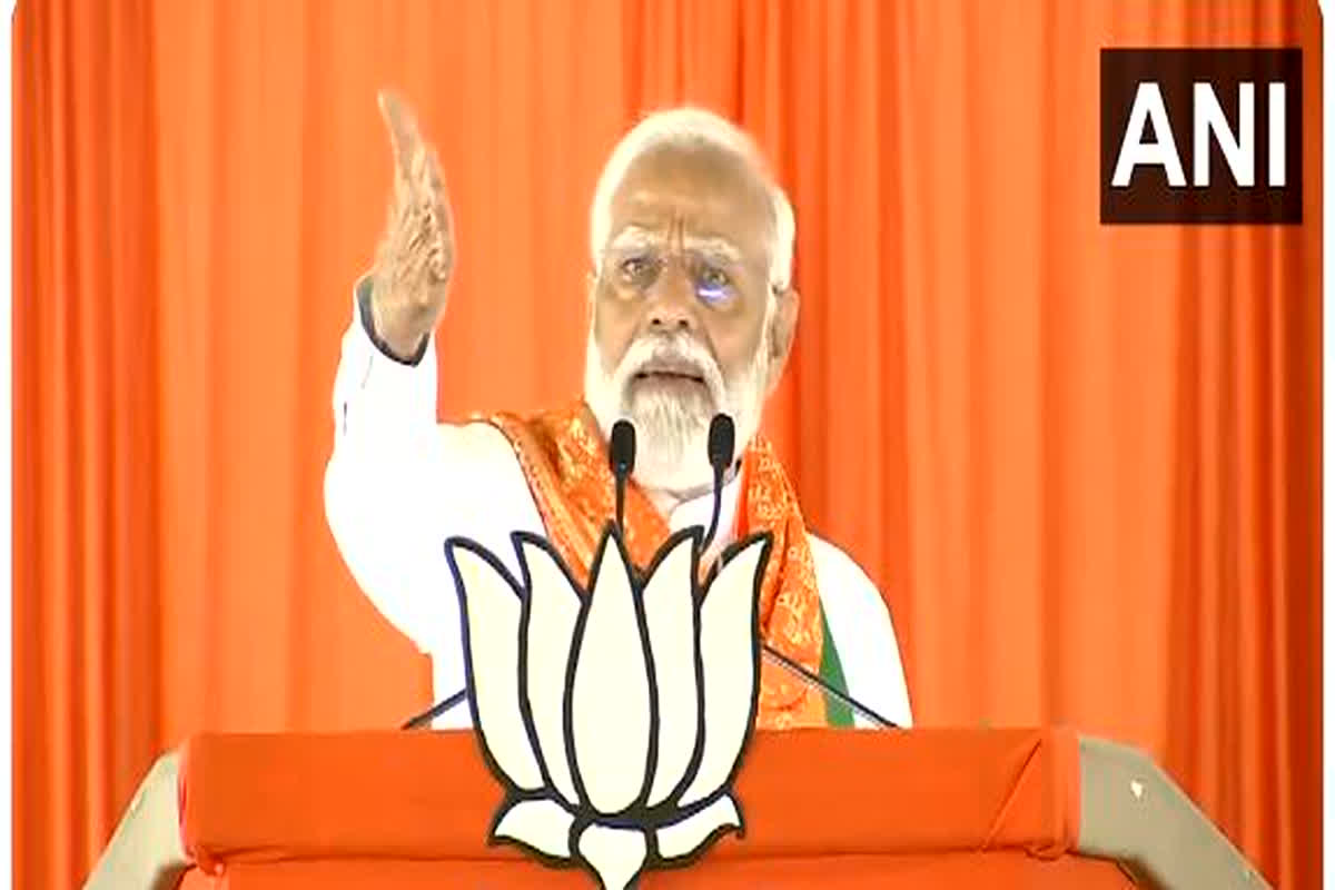 PM Modi Mission South : पीएम मोदी का मिशन दक्षिण जारी, केरल में रोड शो, तो तमिलनाडु में करेंगे भव्य रैली