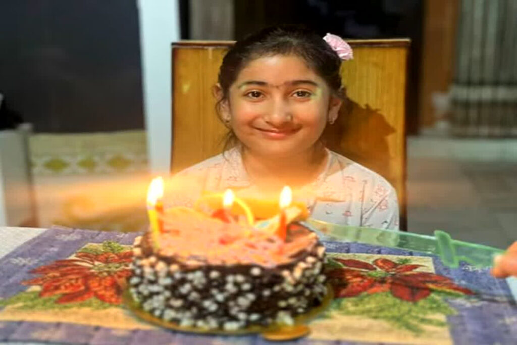 Girl dies after eating online cake