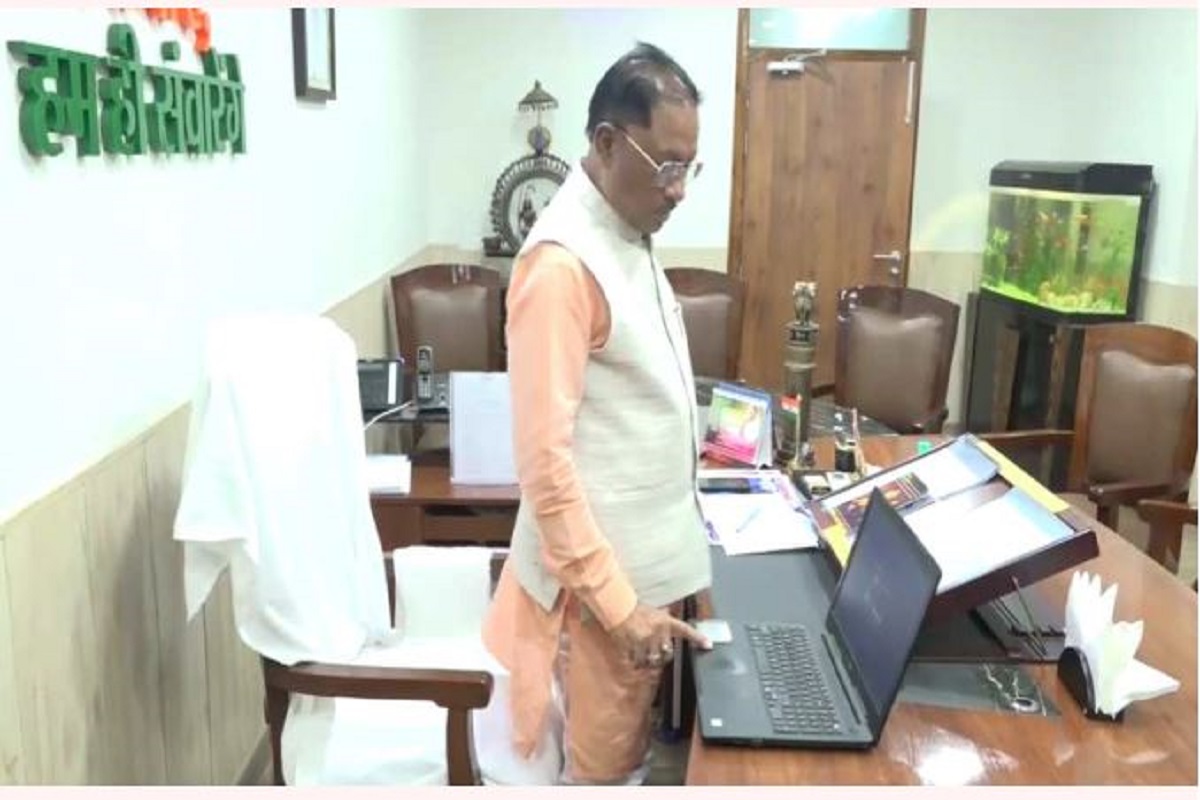 मुख्यमंत्री विष्णुदेव साय ने लांच किया अपना यूट्यूब चैनल, जानें किस बारे में था पहला वीडियो