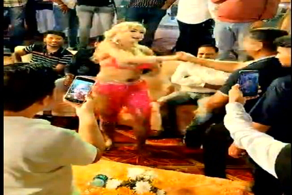 Russian Girl Dance In Vrindavan