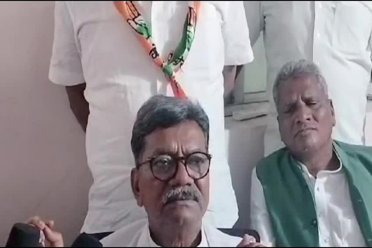 Liquor rate hike: शराबियों के भरोसे कांग्रेस! महंत बोले सभी शराब पीने वाले हमें देंगे वोट, वजह भी बताई