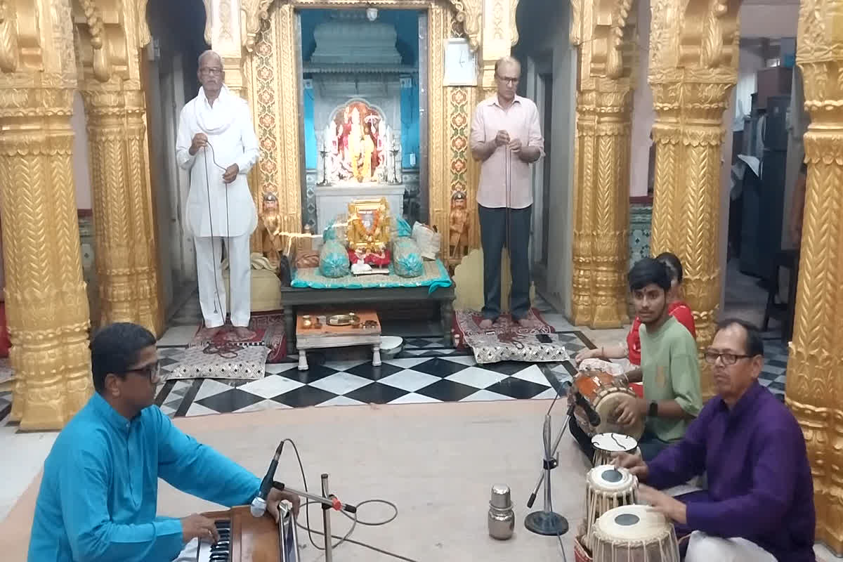 Ram Navami IN Harda: इस मंदिर में सालों से मनाया जा रहा नौ दिवसीय राम जन्मोत्सव का पर्व , विदेशों से भी आते हैं श्रद्धालु