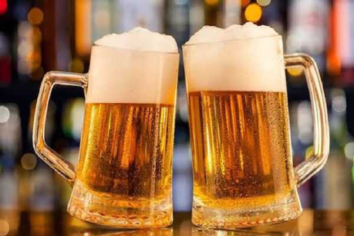 Most Popular Beer Brands: क्या आप भी हैं पीने के शौकिन? तो यहां देखें मात्र इतने रुपए में मिलने वाली ब्रांडेड बीयर की लिस्ट…