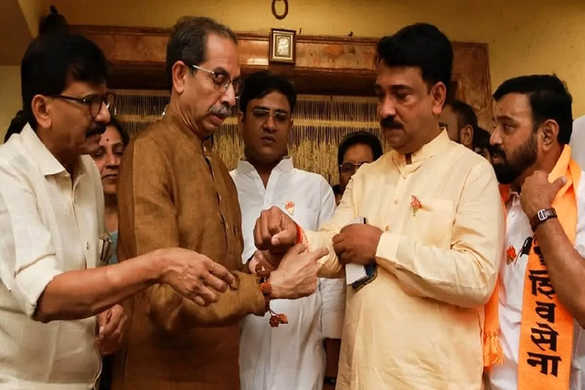 MP Unmesh Patil join Shiv Sena UBT: बीजेपी को झटके पर झटका, दिग्गज सांसद ने थामा उद्धव गुट का दामन