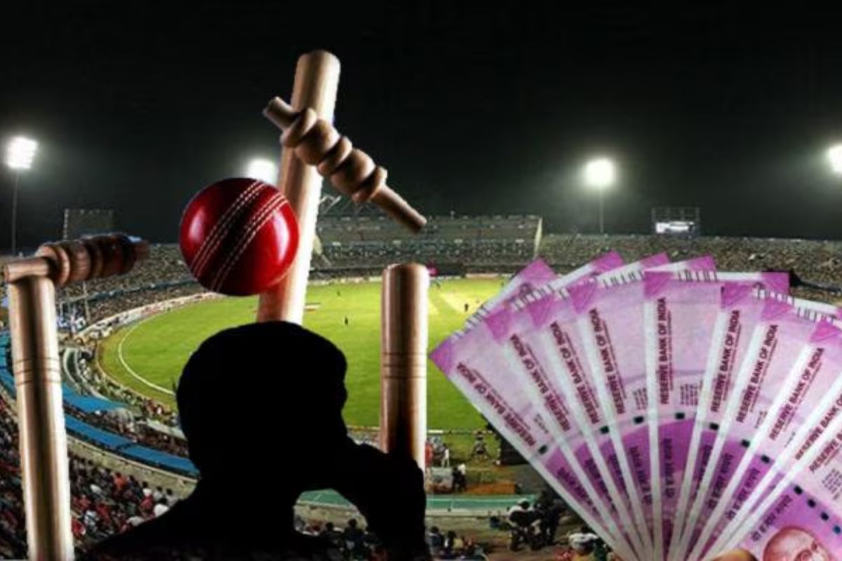 IPL Sattebaji News: बर्थडे पार्टी के बहाने सट्टेबाजी का काला खेल.. रायपुर के फॉर्म हाउस में पुलिस की दबिश, ये बड़ा खुलासा..