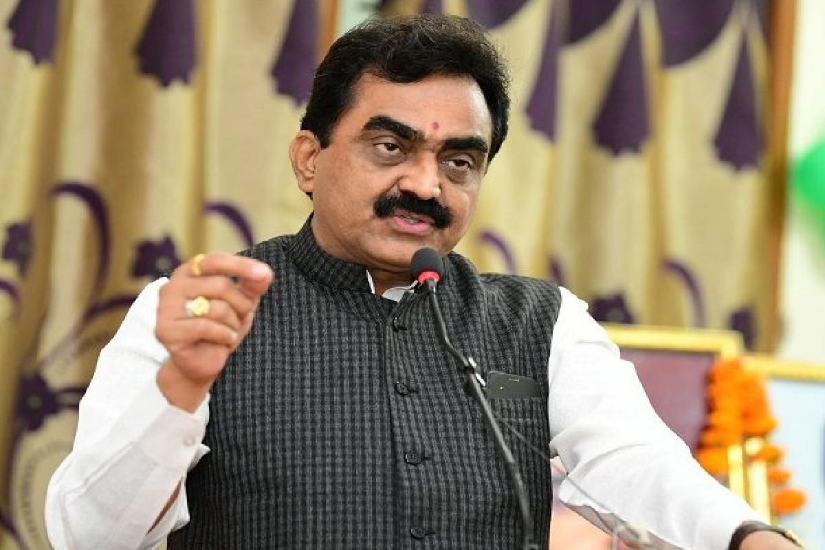 Rakesh Singh on Congress : कांग्रेस के हालात बिन पानी मछली जैसे..! मोहन के मंत्री ने राहुल गांधी पर साधा निशाना, पार्टी की कर दी इस चीज के तुलना