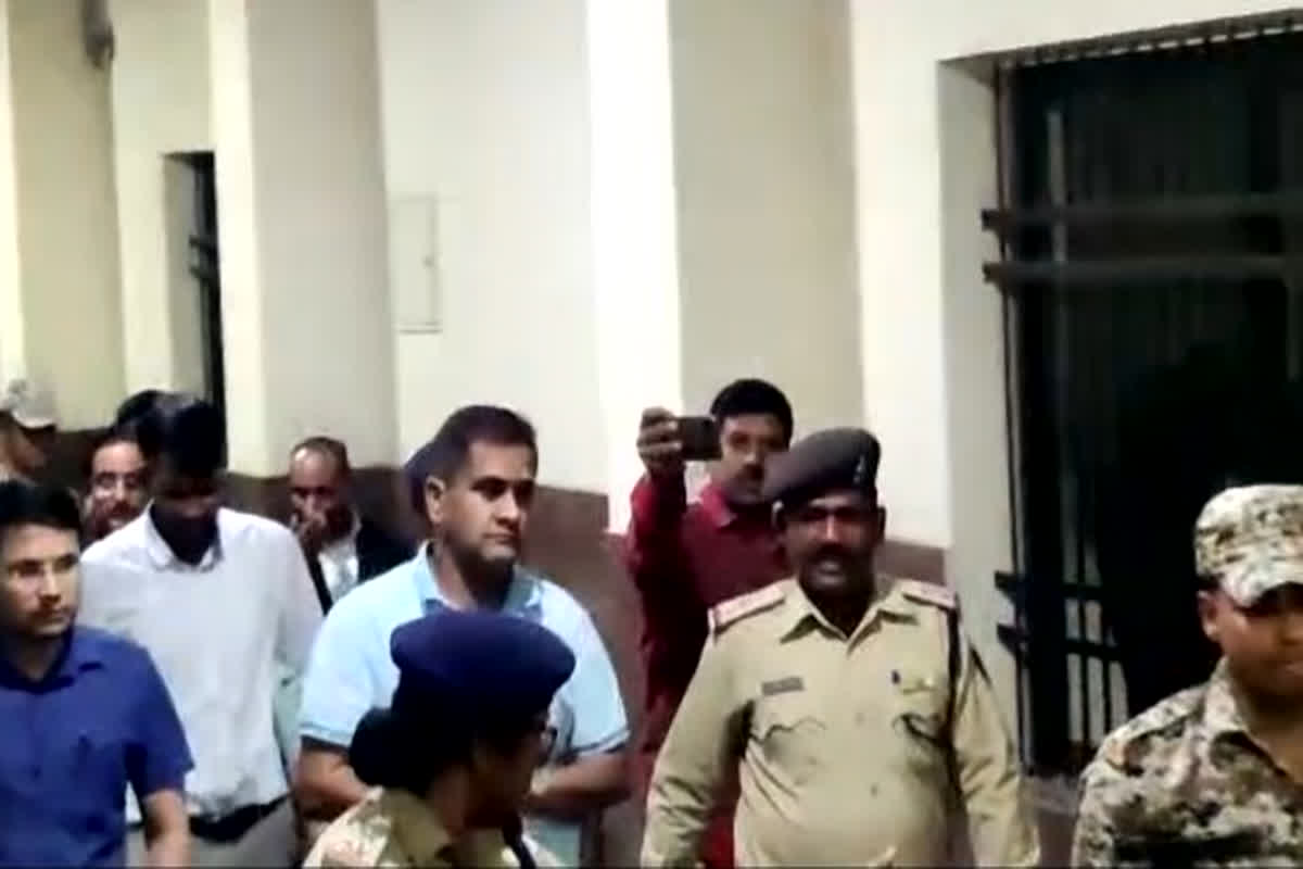 Liquor Scam Case: अनवर-अरविंद के साथ AP त्रिपाठी की आज कोर्ट में पेशी! EOW तीसरी बार मांगेगी रिमांड…