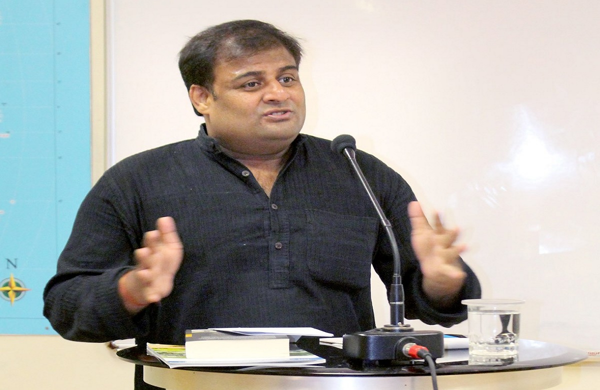 Lok Sabha Election 2024: चरणदास महंत के ‘डिफॉल्टर’ वाले बयान पर PCC प्रभारी सचिव का समर्थन, गूगल में सर्च कर बताया ‘डिफॉल्टर’ का अर्थ