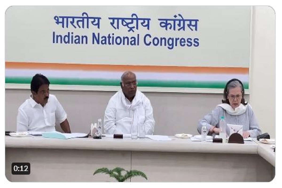 Congress candidate list for lok sabha: कांग्रेस के 16 उम्मीदवारों की सूची जारी, मनीष तिवारी चंडीगढ़ से लड़ेंगे चुनाव, अहमदाबाद ईस्ट से हिम्मत पटेल को टिकट