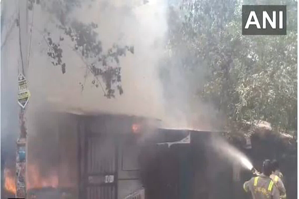 Fire in Lawyers Chamber In Jalaun