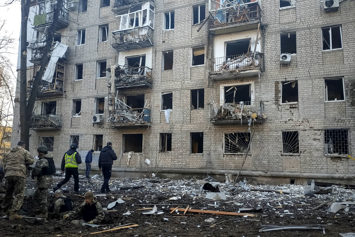 Russia Drone Attack on Kharkiv: खारकीव में रूसी ड्रोन हमले में चार लोगों की मौत, 12 लोग घायल…