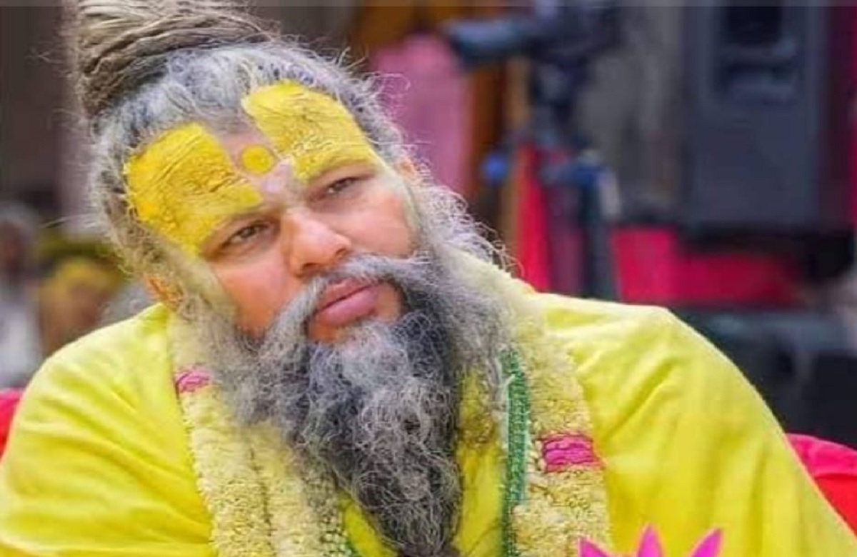 Premanand Maharaj Health: प्रेमानंद महाराज की तबीयत बिगड़ी, आनन फानन में अस्पताल में भर्ती, जानें डॉक्टर ने क्या कहा