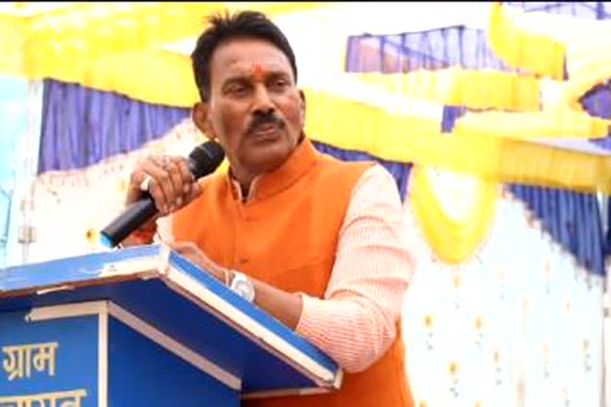 Tulsi Silawat Statement: मंत्री तुलसी सिलावट का बयान, कहा-‘BJP में आना चाहते हैं कांग्रेस के लोग’, MP की 29 सीटें जीतने का किया दावा…