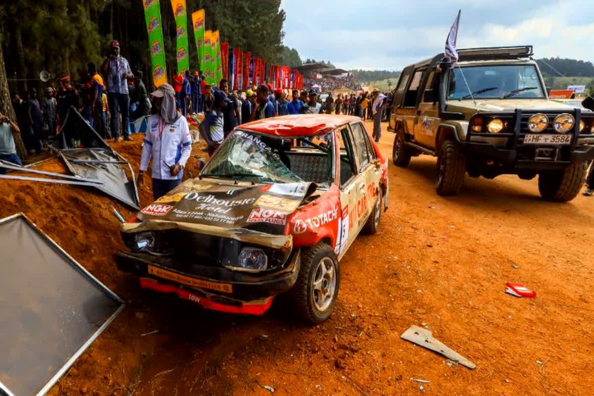 Car Racing In Sri Lanka: कार रेसिंग इवेंट के दौरान दर्दनाक हादसा, दर्शकों पर चढ़ी कार, मौके पर ही 7 लोगों की मौत, 20 से ज्यादा लोग घायल