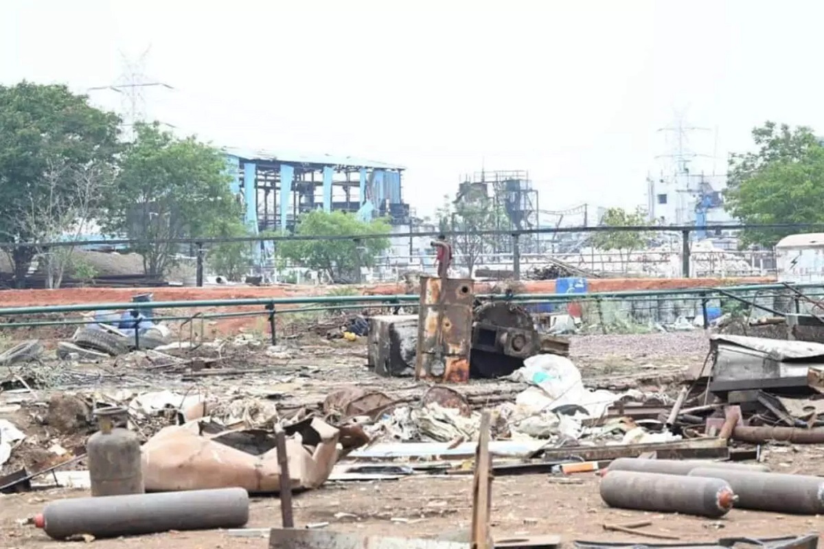 Bemetara Blast: बेमेतरा बारूद फैक्ट्री ब्लास्ट मामले में जांच शुरू, एसआई की शिकायत पर इन लोगों के खिलाफ मामला दर्ज