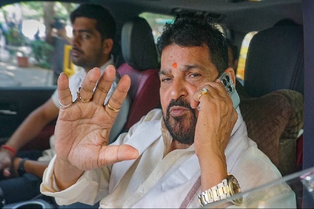 Brij Bhushan Singh Case: फांसी पर लटकेंगे बृजभूषण शरण सिंह? खुद कहा- शाम को आ जाइए, झूल जाउंगा